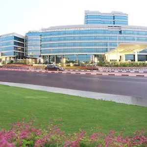 Hotel Millennium Airport Dubaj