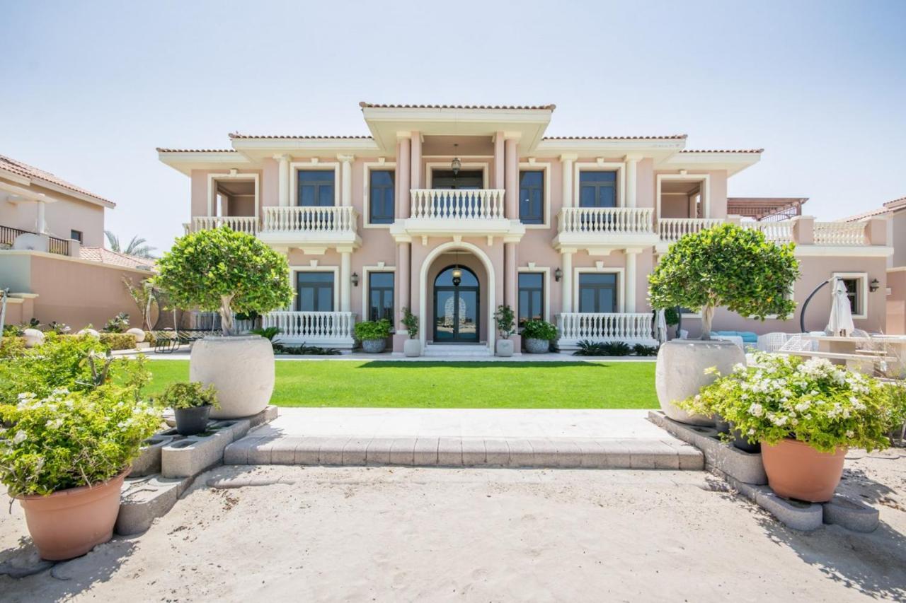 Dubai Luxury Villa