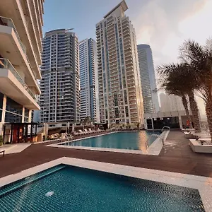Apartment Stylish 2 Bdr In Marina & Beach Access Available *