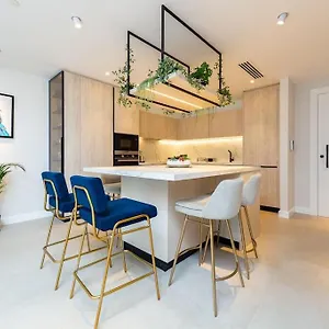 Beautiful Upgraded 2br With Sea View - Palm Jumeirah Apartment Dubai