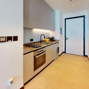 15 Northside - Chic Apartment *