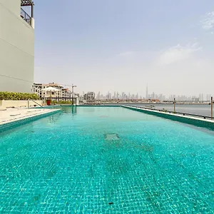 Higuests - Stylish Waterfront Retreat With Balcony In La Apartment *