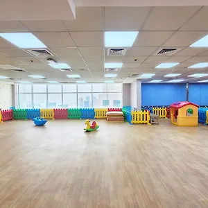 Apartment Rh- Contemporary & Comfortable, Near Mall *