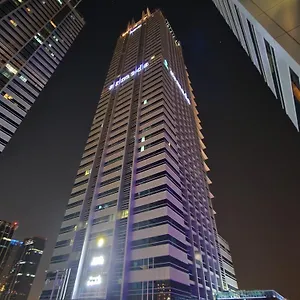 Armada Avenue 4*