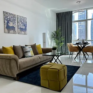 Charming One Bedroom In Marina * Dubai