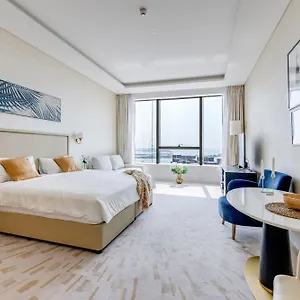 Luxury Palm Tower With Pool And Fantastic Sea View Apartment *