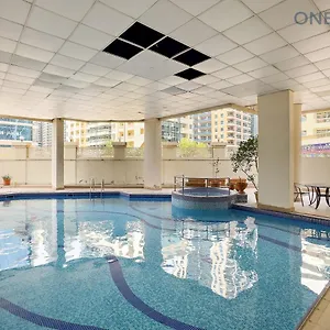 Cozy 2br In Marina With Pool & Gym 아파트 두바이