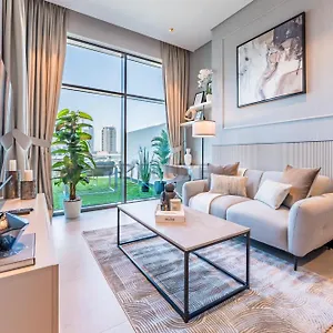 1br With Terrace Overlooking Water Canal And Burj Khalifa, Minutes From Attractions, 15 Northside Tower 2, Business Bay By Deluxe Homes