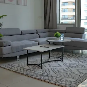 Charming 1-bedroom I Marina * دبي