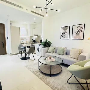 Creek Views 1 Bedroom Mins To Downtown In Sobha Creek Vistas דובאי