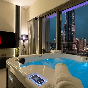 Appartamento Luxury 2br Burj View Private Hot Tub Walk To Dubaimall *